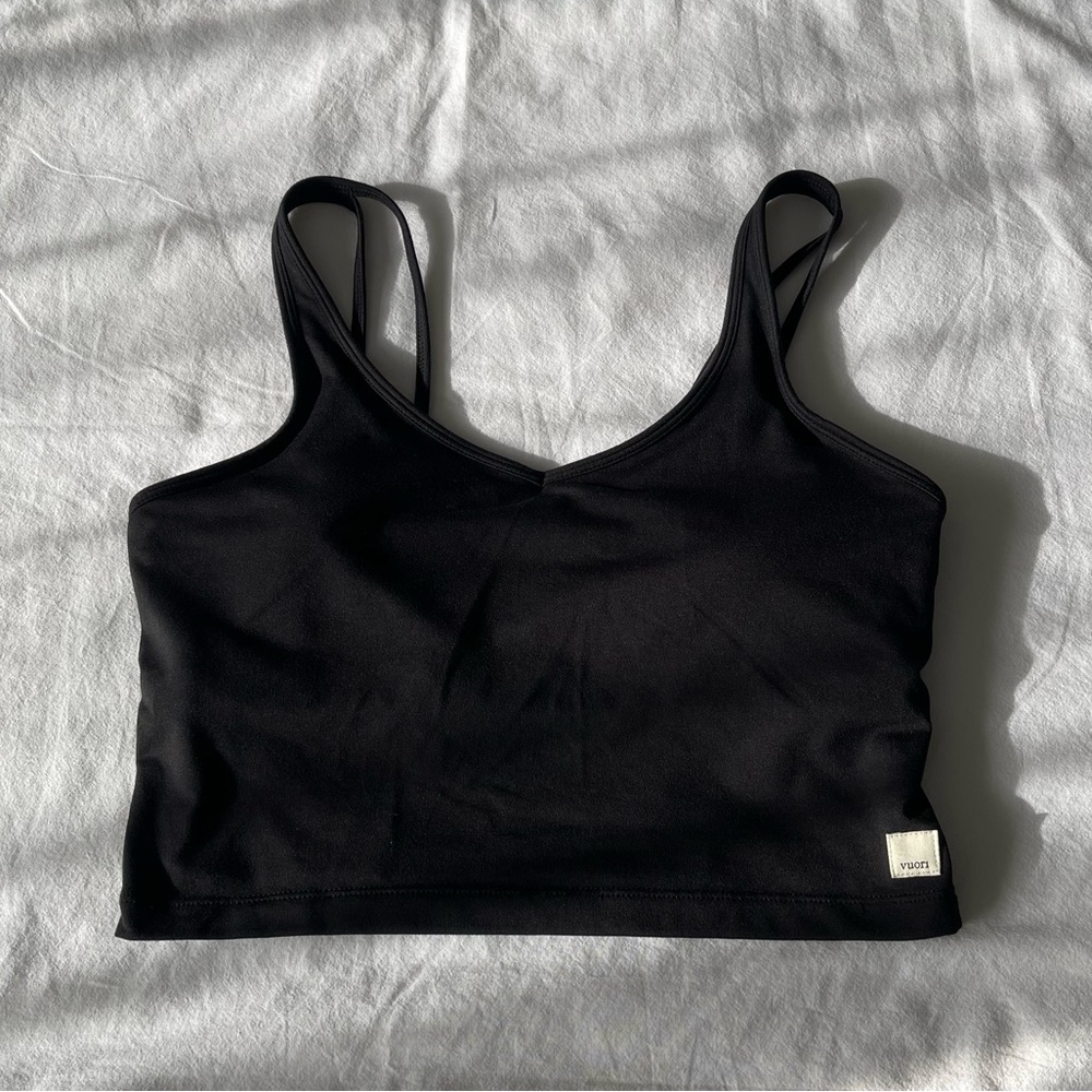 Vuori halo performance crop